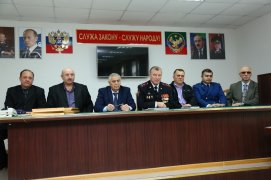 ��  ����  -  ��������  ������  �  ����������� 